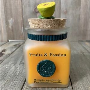 Fruits & Passion Orange Cantaloup Candle RARE Cork Top Fruit Detail